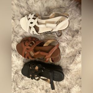 Set of 3 size 9 naturalizer comfort sandal with 1/2 inch heel for comfort